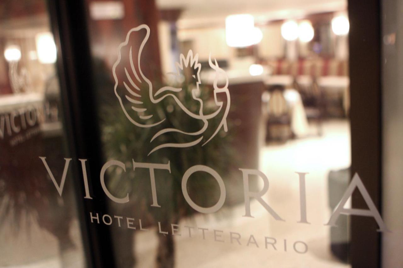 Victoria Hotel Letterario Трієст Екстер'єр фото